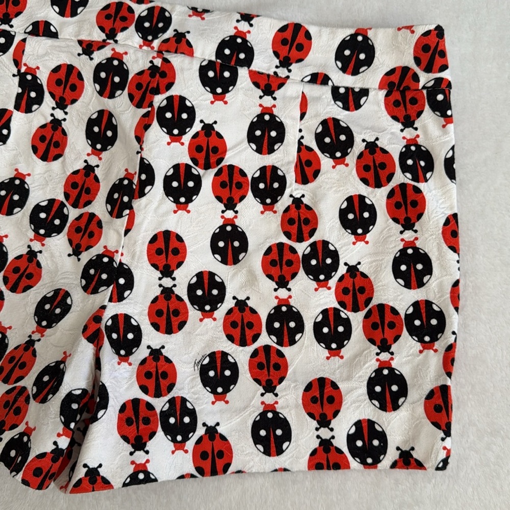 Trina Turk | Corbin Ladybug Print Cotton Stretch Shorts 181505 White/Red/Black 6 - Picture 14 of 16